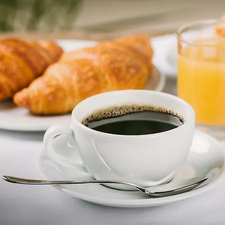 Ikonik Marengo Отель 4*